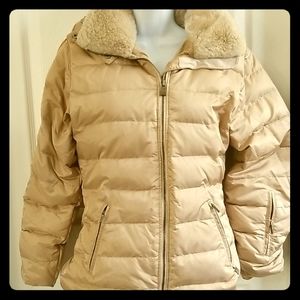 Beautiful gold Nils Resort Collection jacket